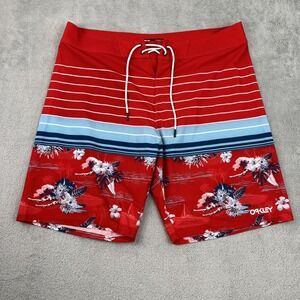 Oakley Board Shorts Men's 40 Performance Fit Red Floral‎ 9" Inseam